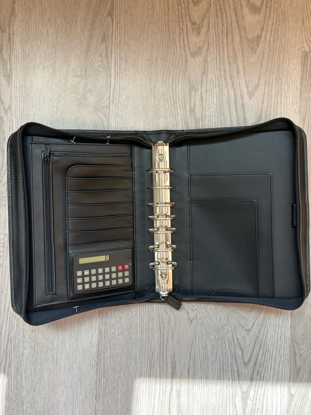 VTG Franklin Covey Black Faux Leather Zip Around 7 Ring Planner Binder w/ Calc